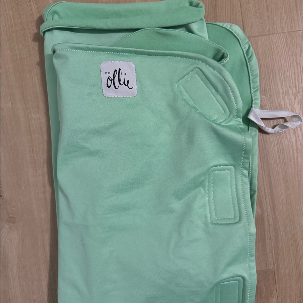 The Ollie Swaddle in Mint Green